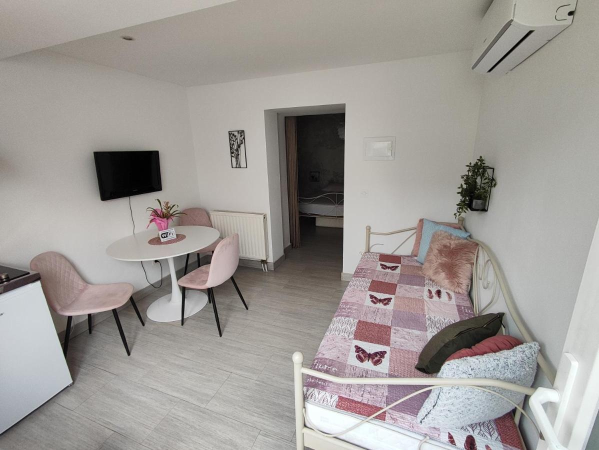 Zoric Apartments & Rooms 2 두브로브니크 외부 사진