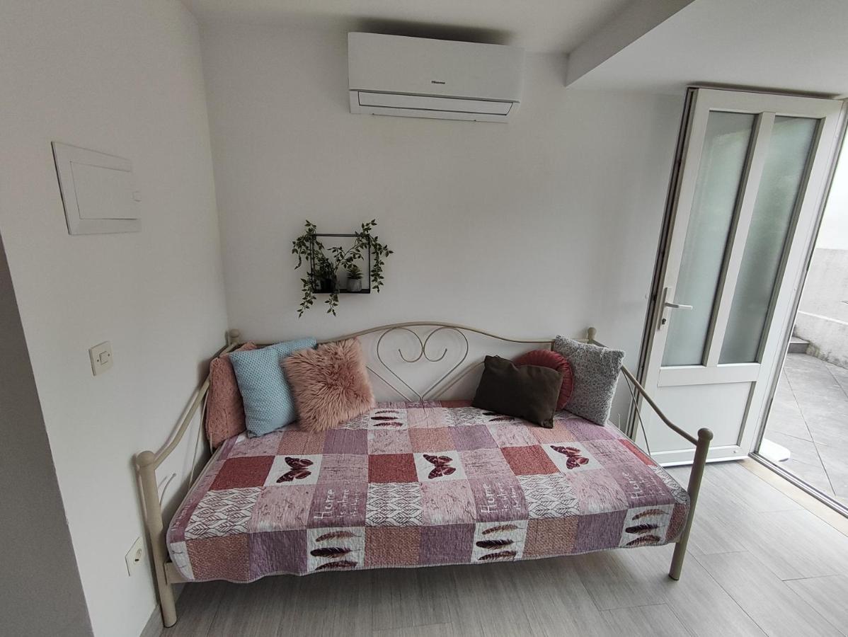 Zoric Apartments & Rooms 2 두브로브니크 외부 사진
