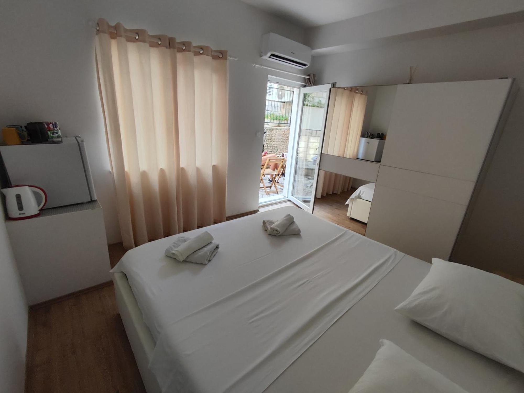 Zoric Apartments & Rooms 2 두브로브니크 외부 사진